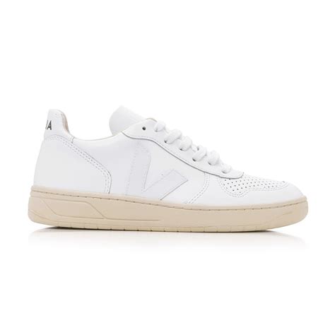 most comfortable white leather sneakers women.